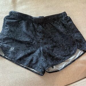 Salomon Black Patterned Women's Athletic Shorts